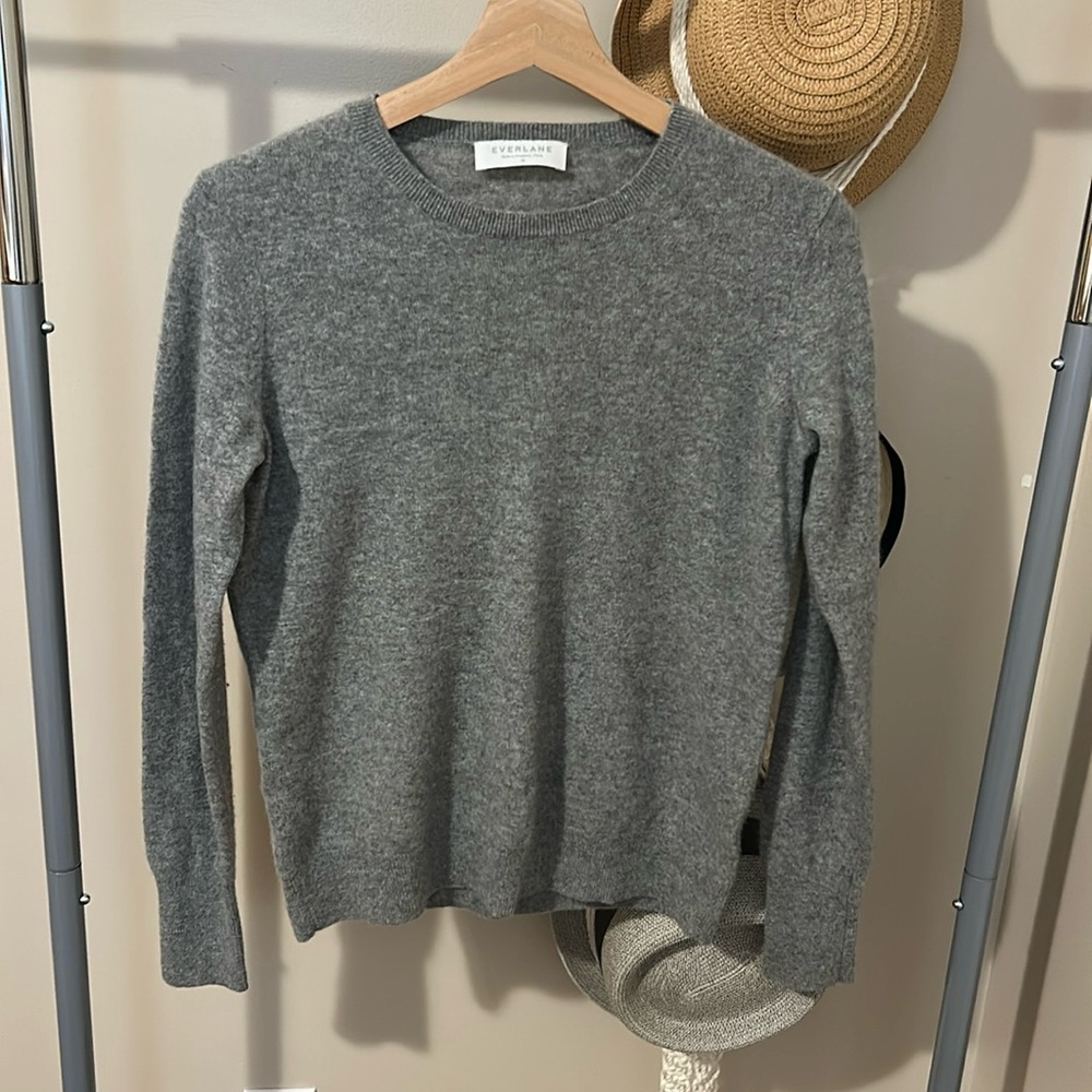 Everlane Cashmere Crew Gray